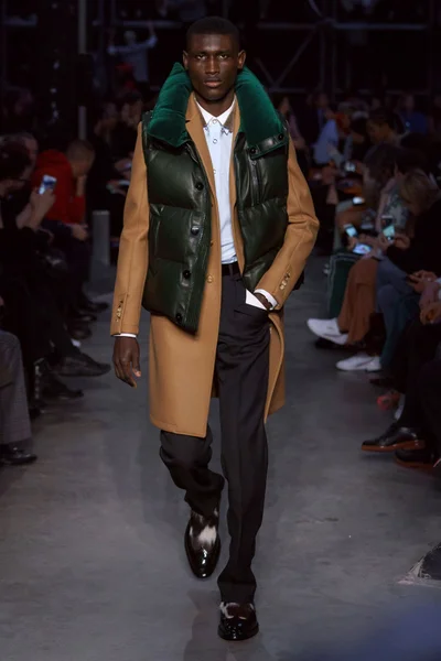 Look 58